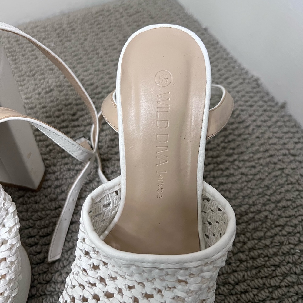 White Woven Platform Sandals - Picture 2 of 3